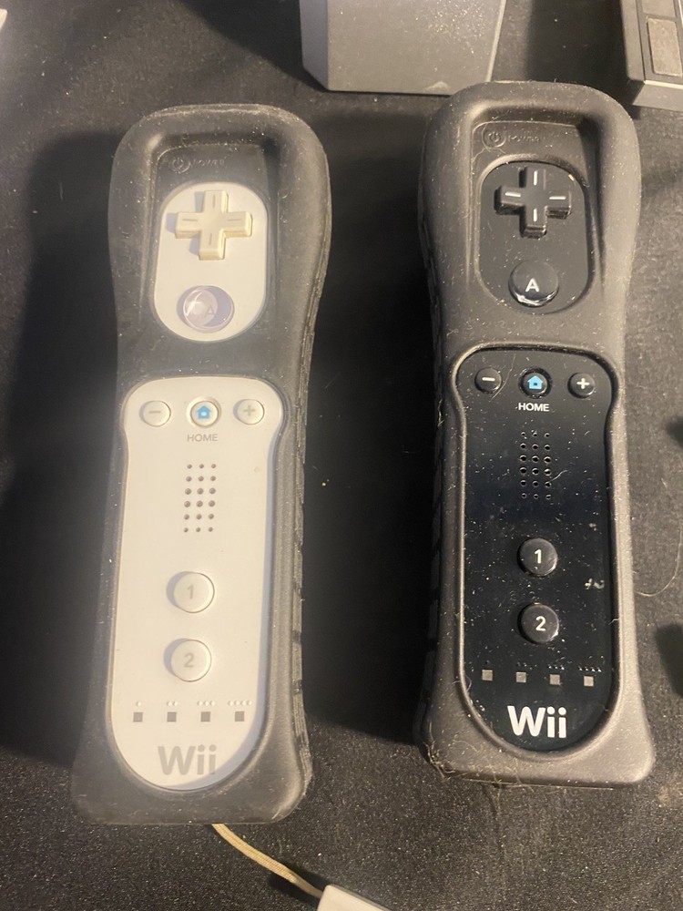 Nintendo Wii Home Console - White