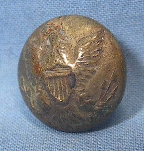 VINTAGE US EAGLE & SHIELD BRASS UNIFORM CUFF BUTTON UNMARKED 9/16"
