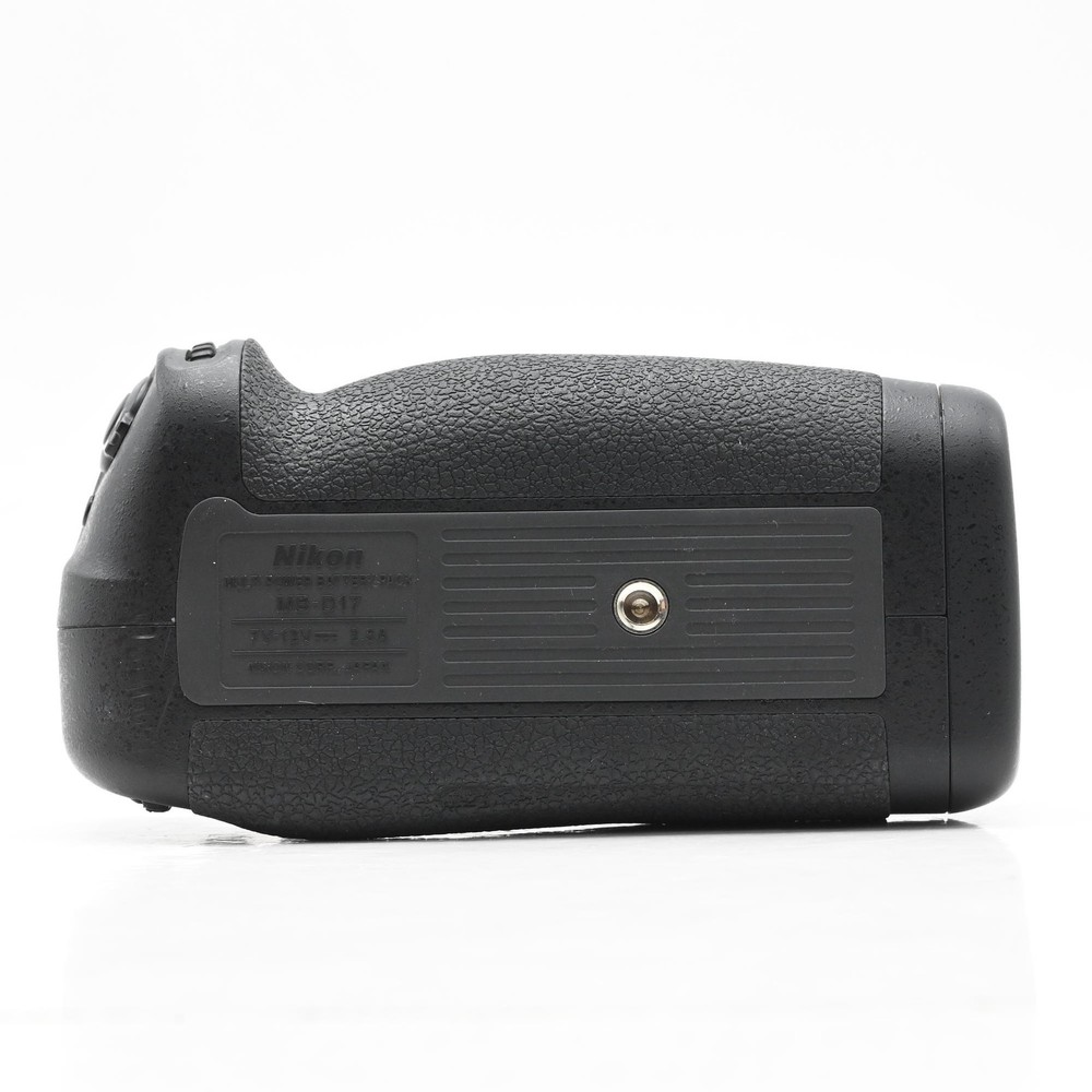 Nikon MB-D17 Multi Power Battery Pack for Nikon D500 #059