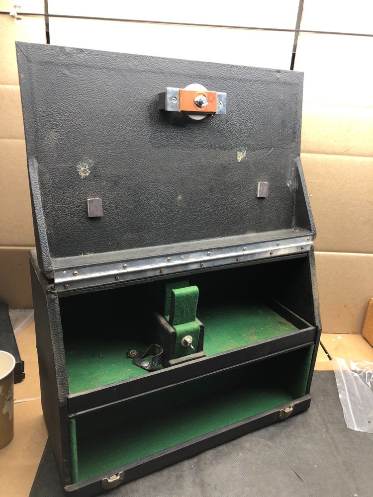 the flintlock muzzle loading specialist box a hobby city BLACK