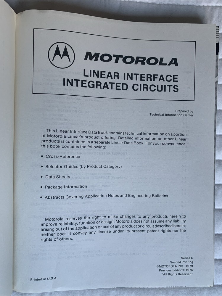 Vintage MOTOROLA Linear Interface Integrated Circuits 1979 Series C