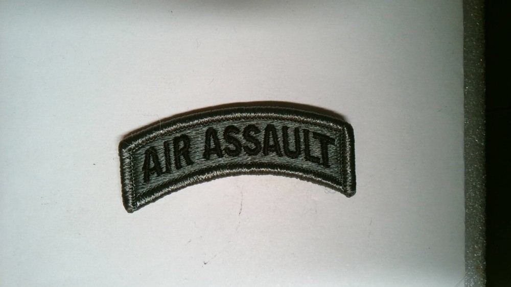 MILITARY PATCH ACU HOOK AND LOOP US ARMY TAB AIR ASSAULT