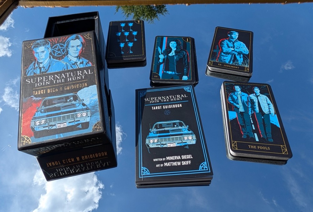 SUPERNATURAL TAROT CARDS     ( 78 deck , Jensen Ackles ) Boxed set w/ guidebook