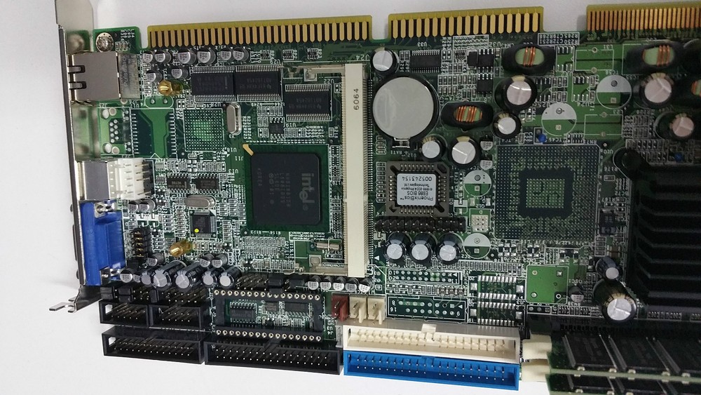 Single Board Computer Includes Processor and Ram