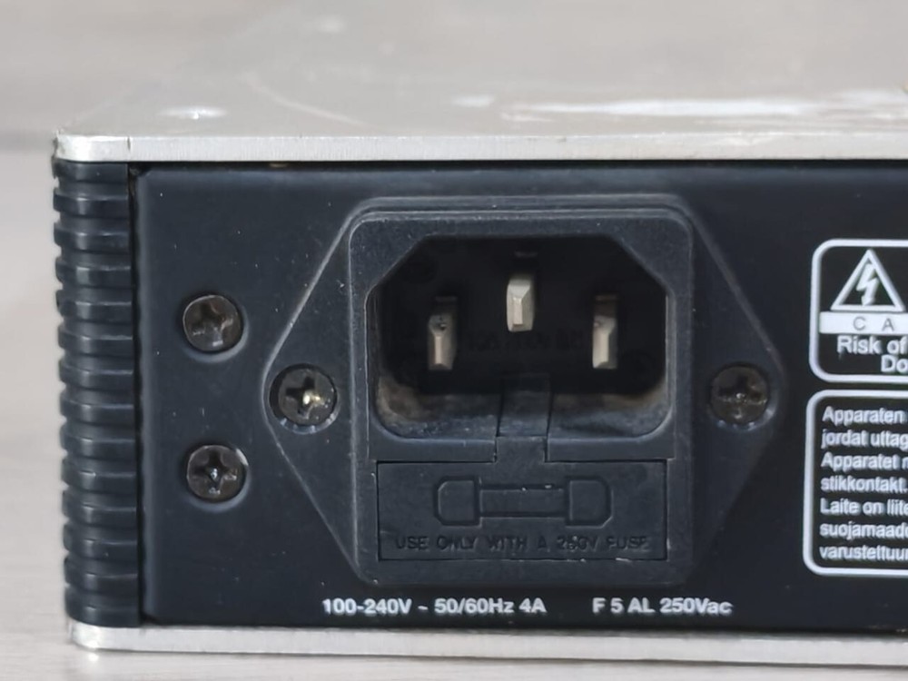INTELLIAN VP-T529 ANTENNA CONTROL UNIT- WITHOUT ACCESSORIES