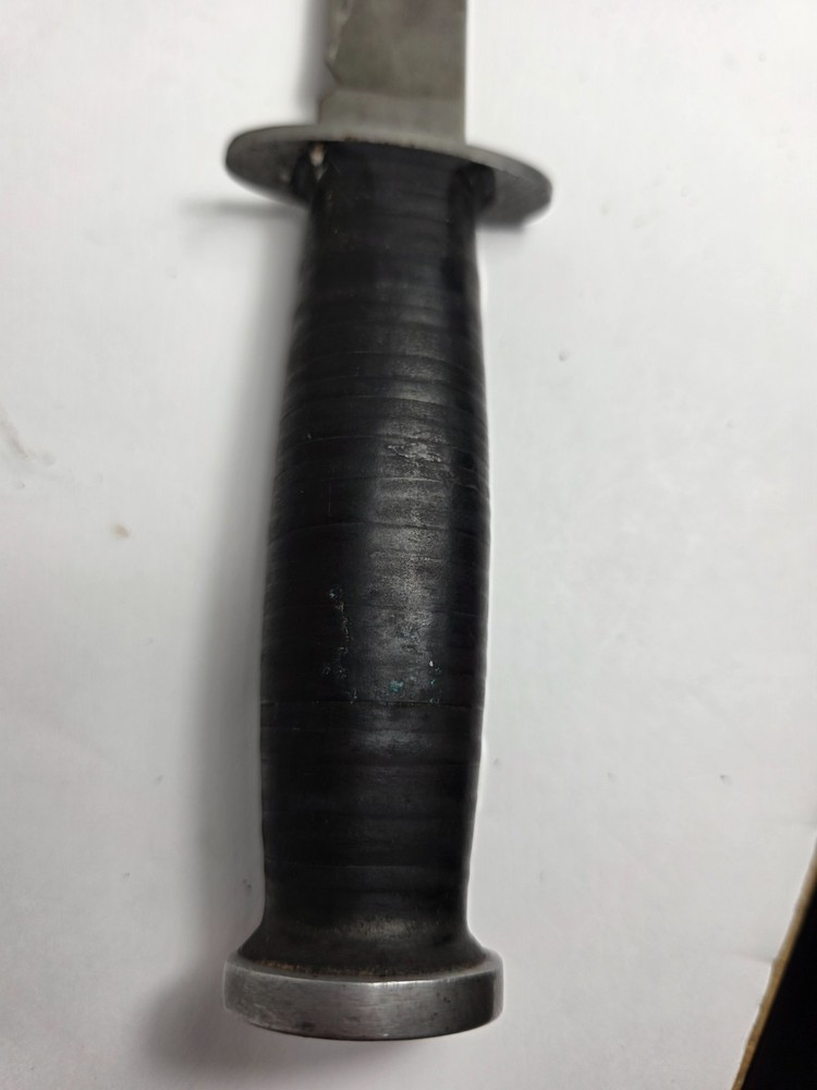vintage unmarked miltary knife
