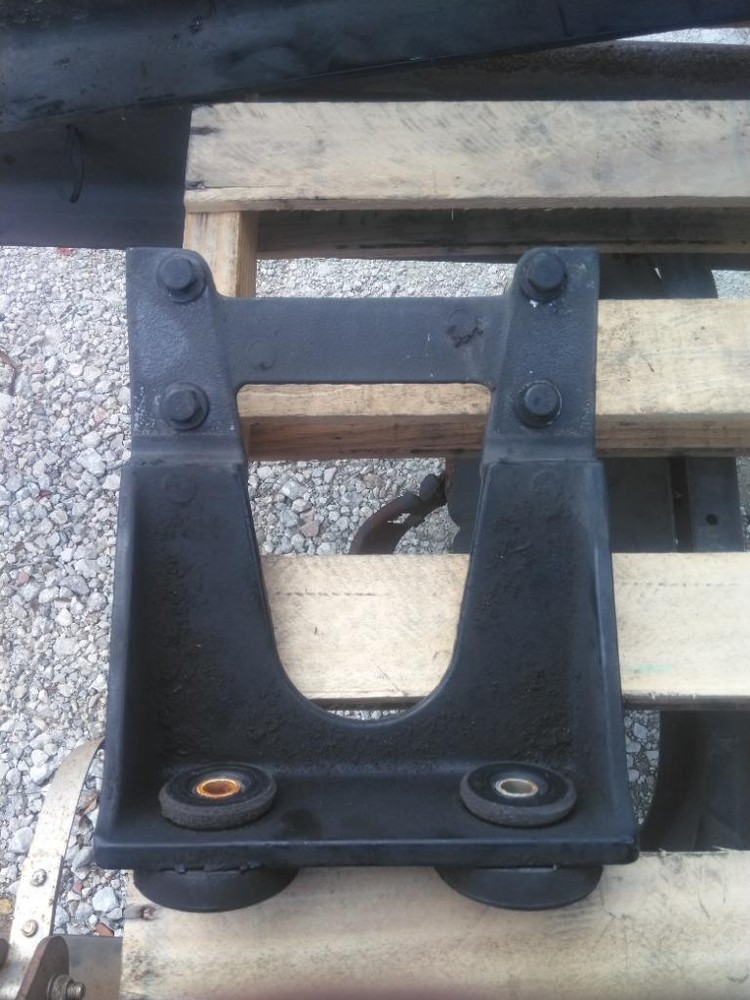 Replaces K107-788 2017 KENWORTH T440 FRONT ENGINE MOUNT ,  FL