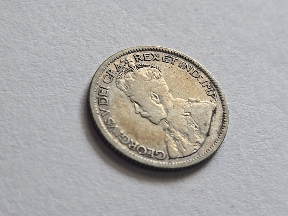 1921 Canada Silver 10 Cent F Fine Condition #902