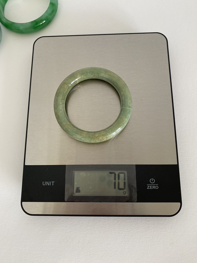 Natural Jadeite Round-form Bangle 70g.