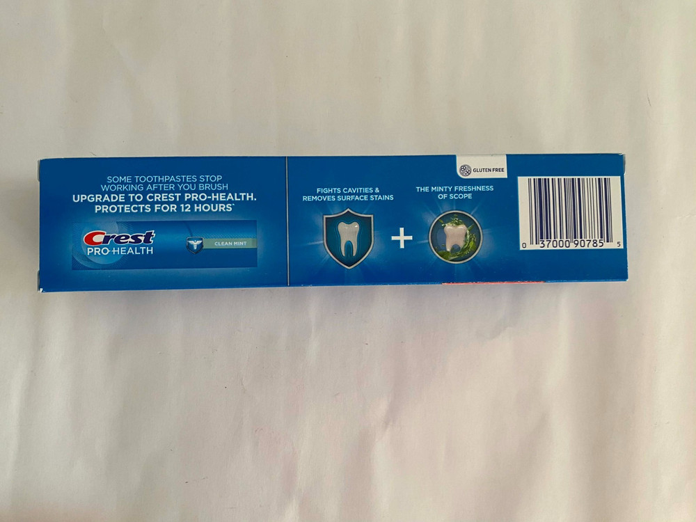 Crest + Scope Outlast Complete Whitening Toothpaste , Mint ( 5.4 oz. ) EXP:03/28