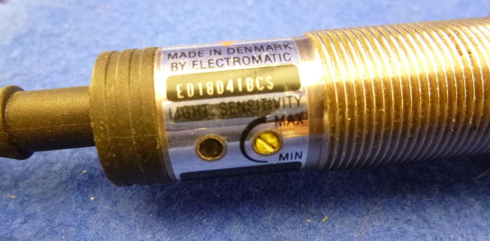 Electromatic Sensor ED18041BCS / 20-250VAC / Lot No 182715