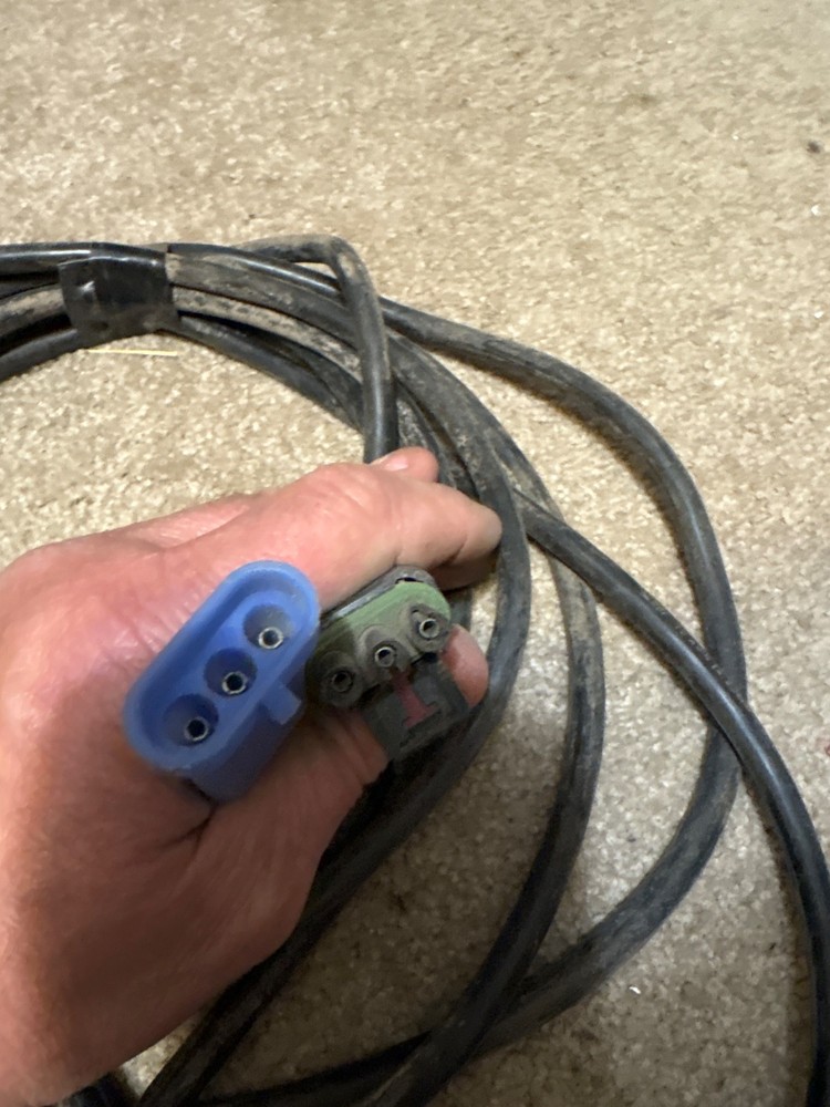 Trimble 77543_Implement Switch Extension Harness Cable Assembly_SW