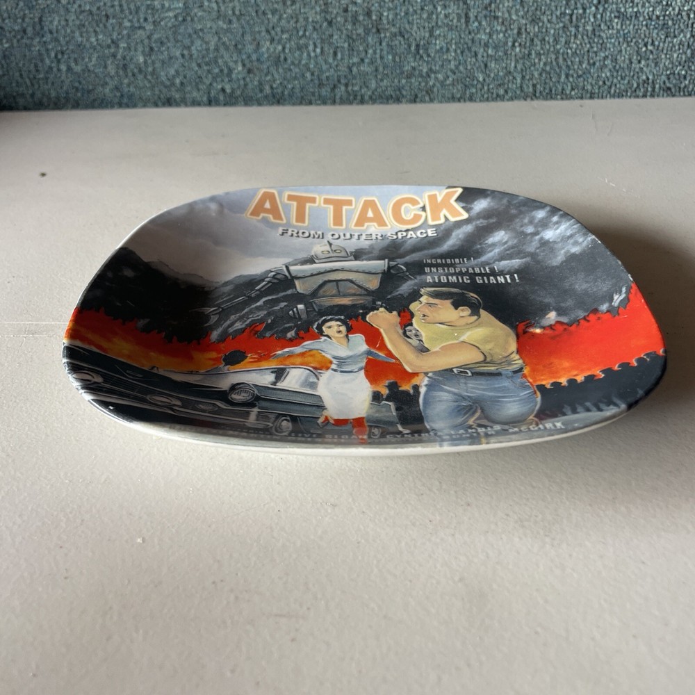 Mulberry Collection Attack From Outer Space Plate