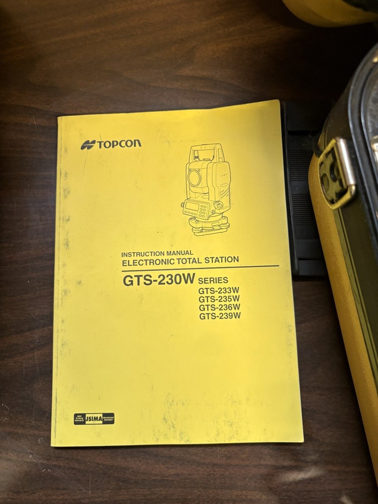 Topcon GTS-230 Total Station
