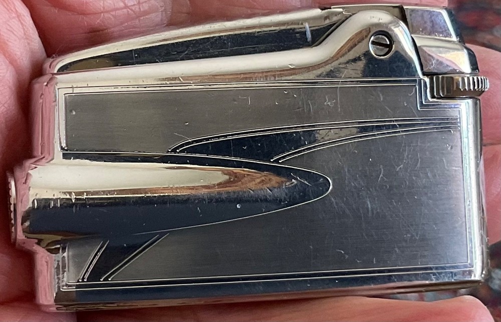 Vintage Ronson Premier Lighter / Works Great
