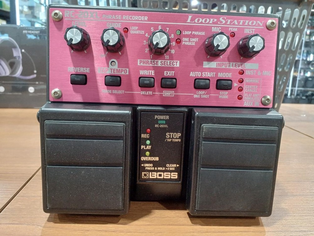 BOSS Model RC-20XL Loop Station