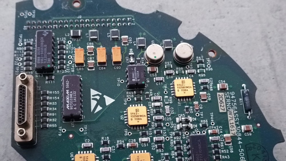 Functional module of the servo-loop control system, analog computing unit.