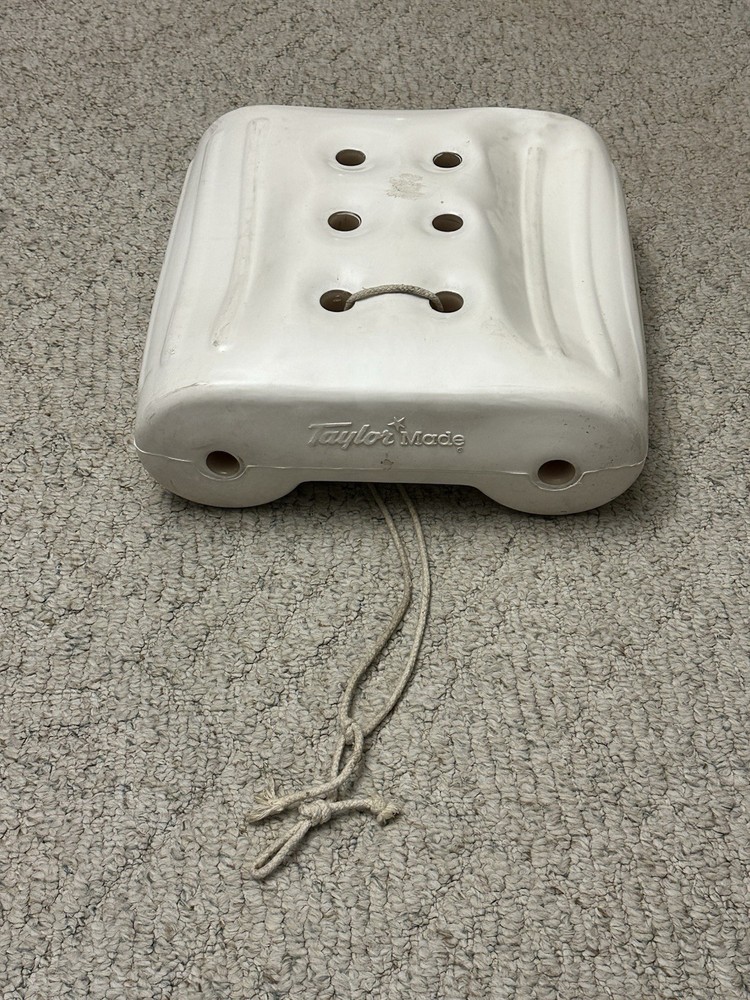 White Taylor Made Rafting Cushion