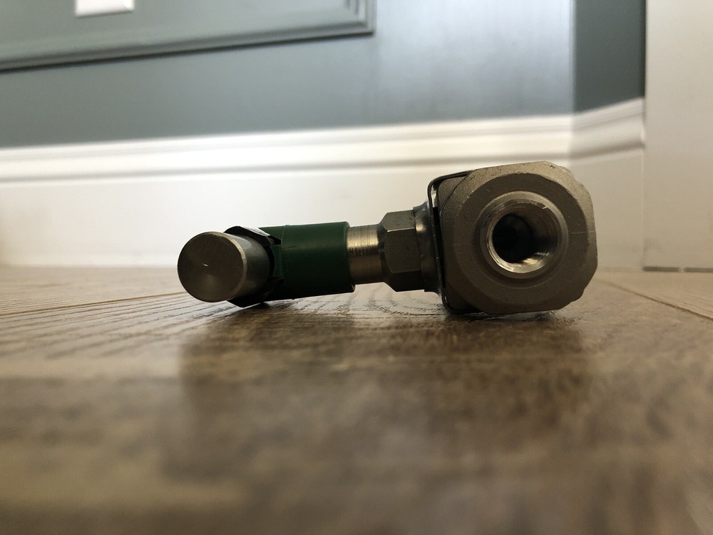 1/4" Balon Needle Valve 6000 WP @ 200 F Max SS