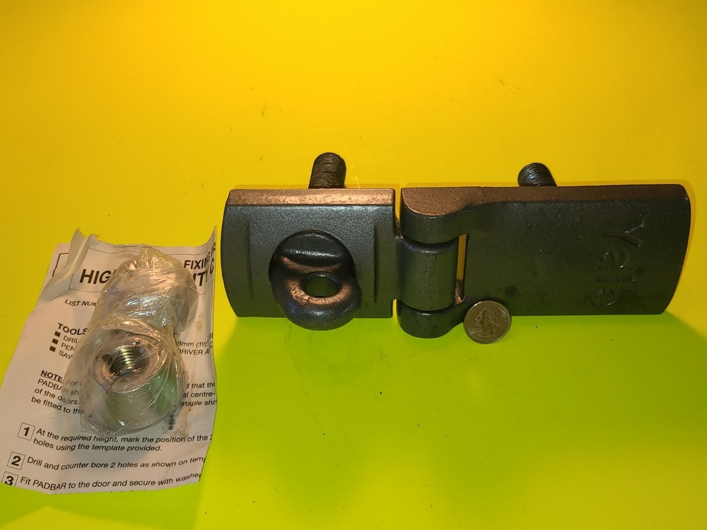 YALE HIGH SECURITY PADLOCK LOCK HASP STAPLE FOR SHED DOOR