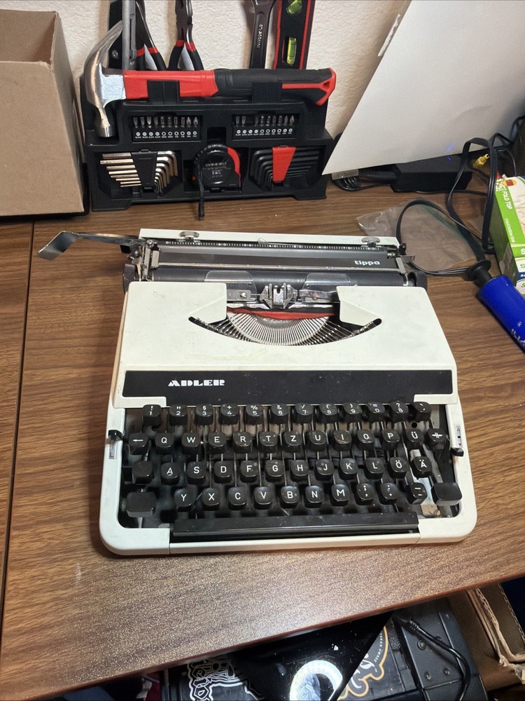 tippa adler typewriter t-a organisation untested as is