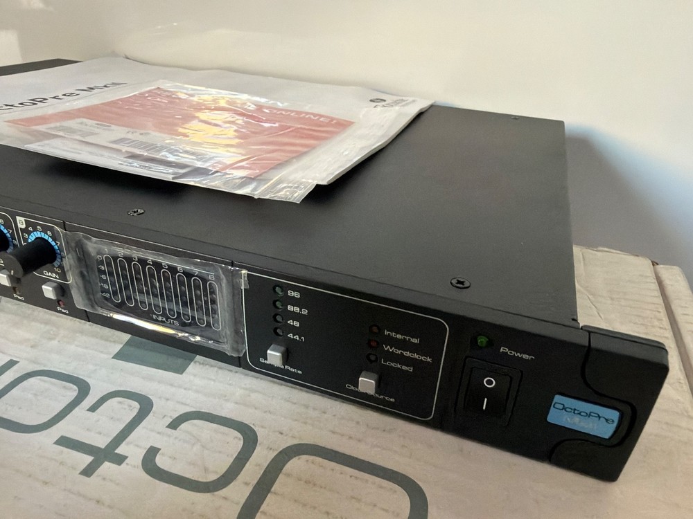 Focusrite OctoPre MkII - Microphone Preamp