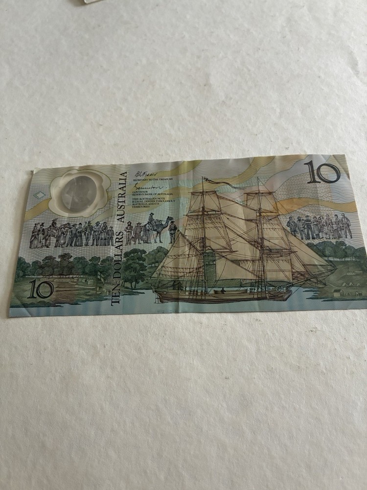 Australian Dollars 13 Currency Note