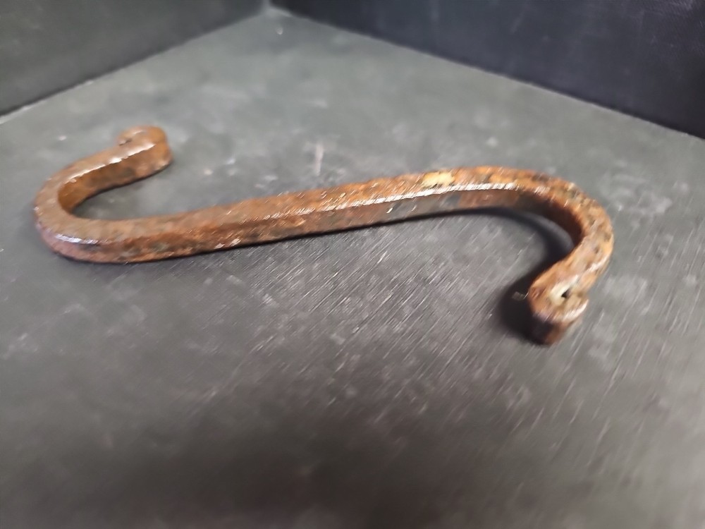 Antique 18th C Wrought Iron S Hook Blacksmith Made
