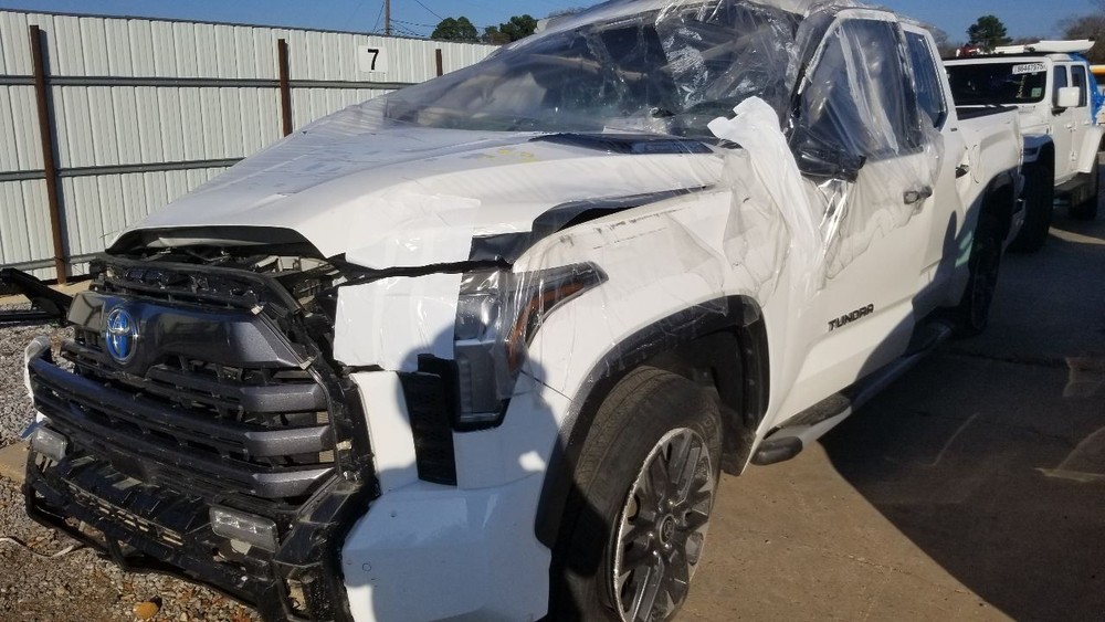 23 TOYOTA TUNDRA FRONT FACING CAMERA WINDSHIELD MOUNTED 8646C0C151