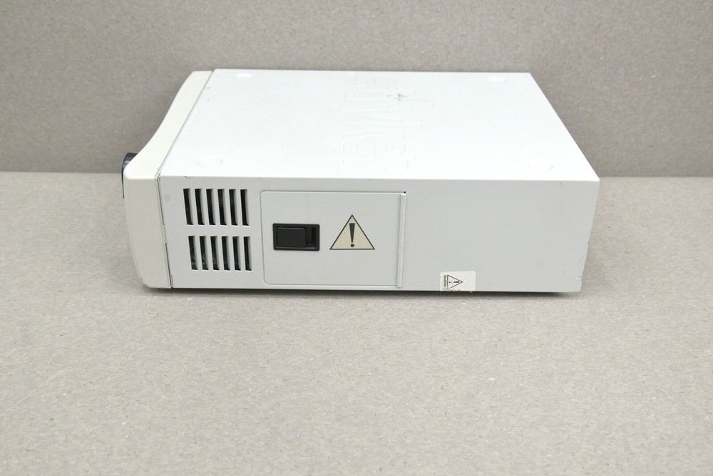 Stryker ENDOSCOPY X8000 Light Source REF 220-200-000