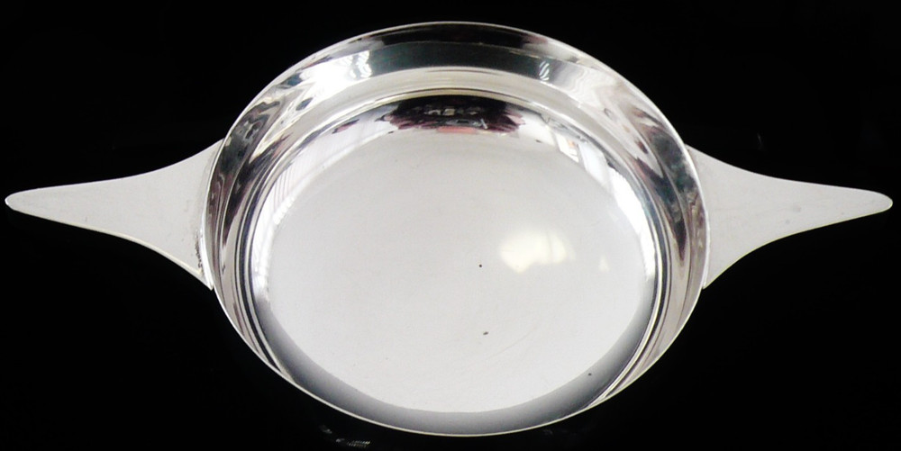 Sterling Silver Quaich, Charles Perry & Co, Hallmarked Chester 1927