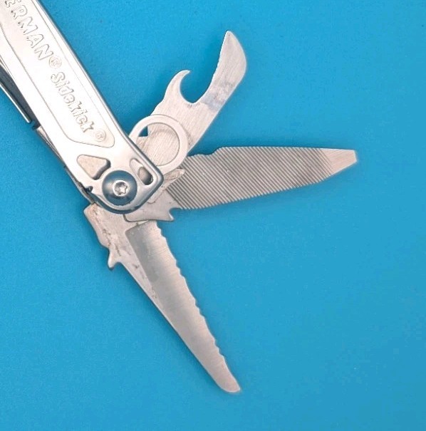 LEATHERMAN WINGMAN MULTI-TOOL! FAST SHIPPING!