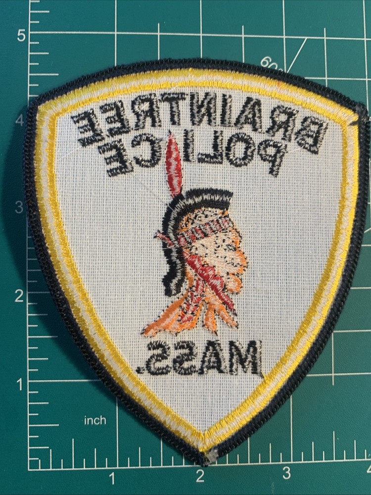 MA Braintree Massachusetts Police Shoulder Patch 7B