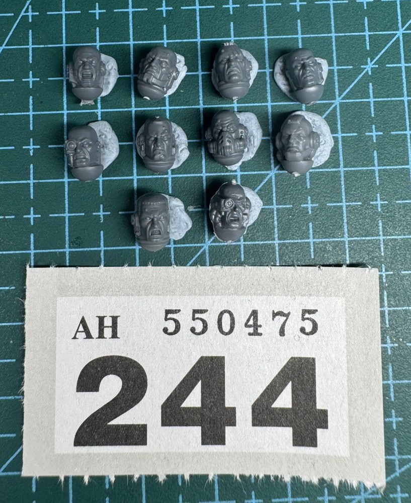10 Space Marine Helmet Head Character 40k Bits Horus Heresy Sergeant Primaris