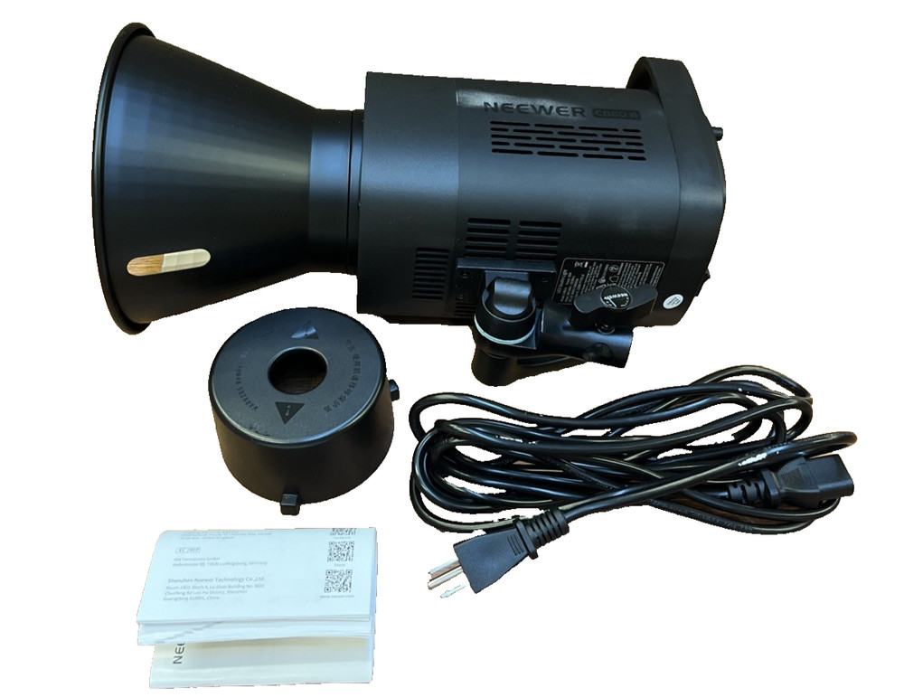 NEEWER CB60B LED VIDEO LIGHT