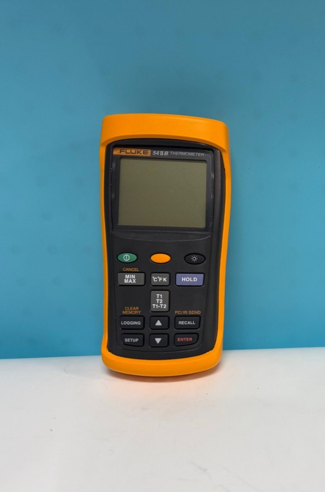 Fluke 54 IIB  Dual Input Digital Thermometer