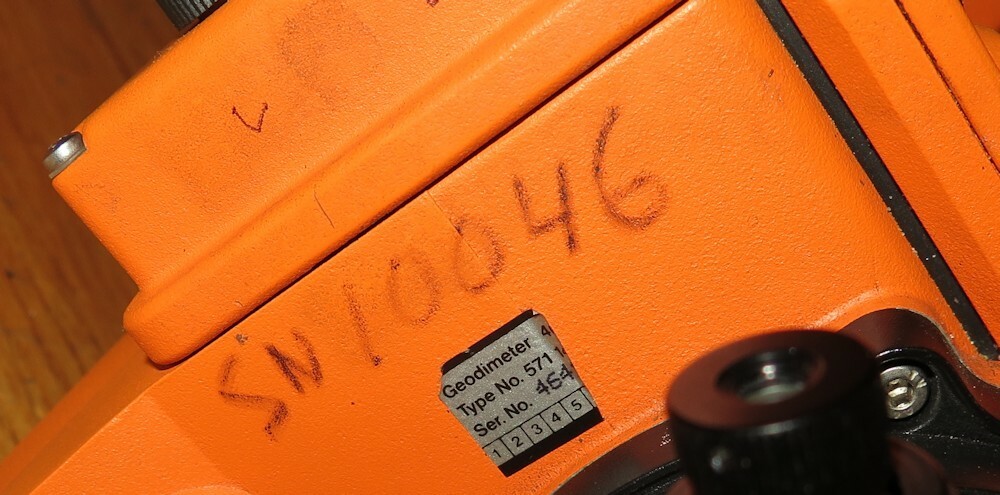 Geodimeter Robotic Survey Total Station & Case