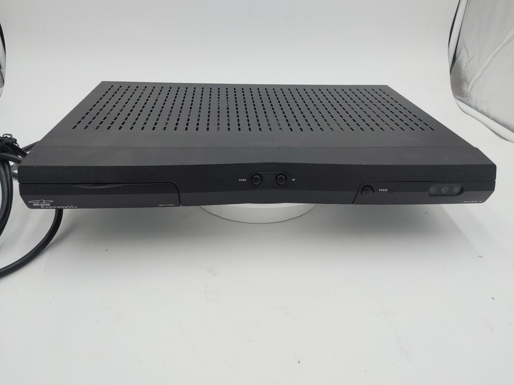 Excellent Condition Bell ExpressVu 3100 Digital Satelite Receiver Power Tested