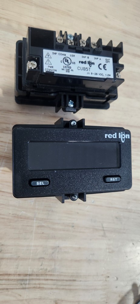 Red Lion Controls CUB5T Miniature 7 Digit Timer