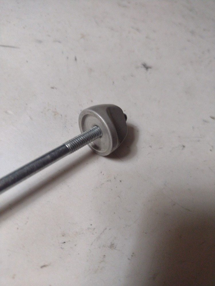 Mavic Alloy Front Skewer Silver Grey