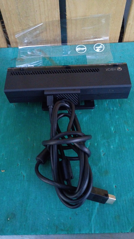 Microsoft Xbox One Kinect Wired Motion Sensor Black Model 1520