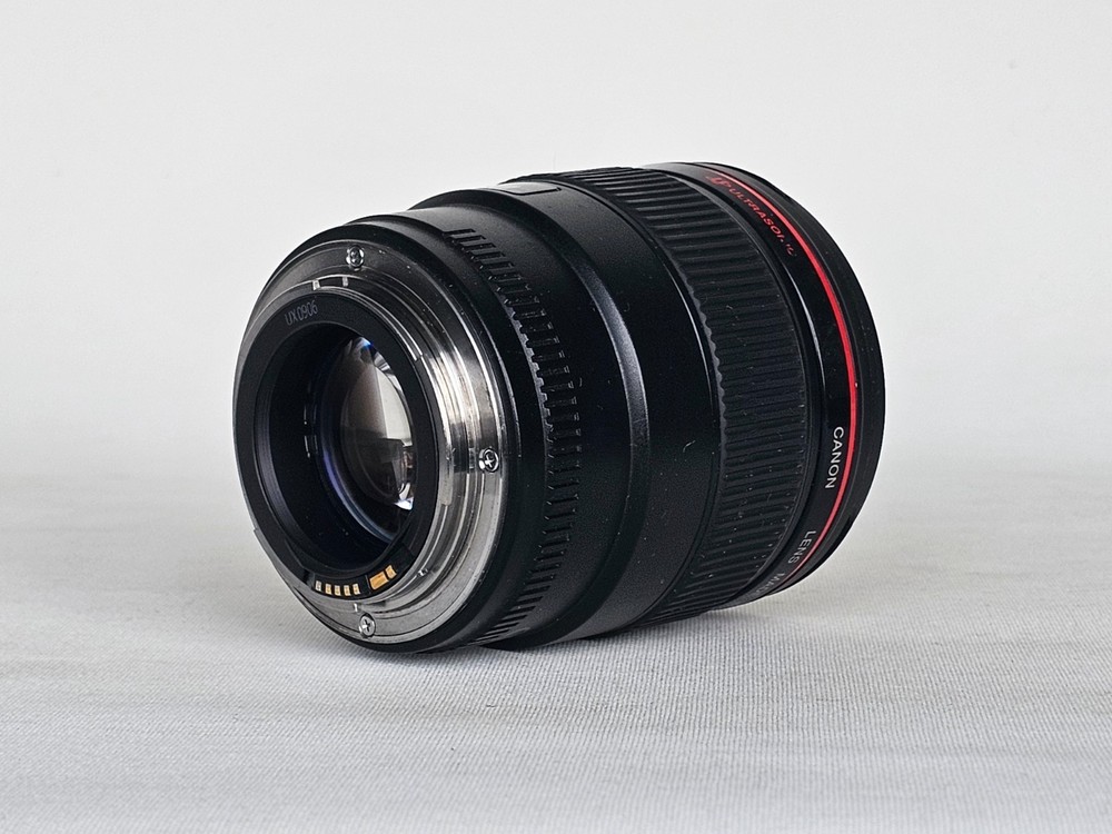 Canon EF 35mm F/1.4L USM, Preowned, Excellent, Sharp
