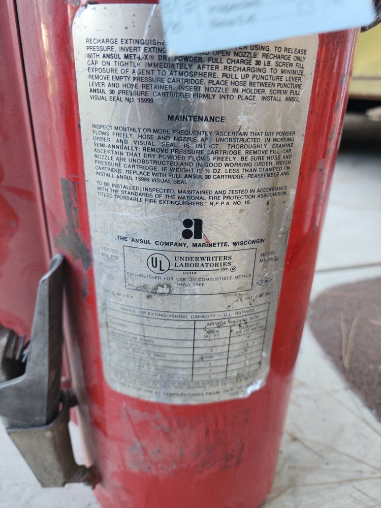 ANSUL 30LB CLASS D FIRE EXTINGUISHER. BLACK POWDER. FOR SPECIALIZED
