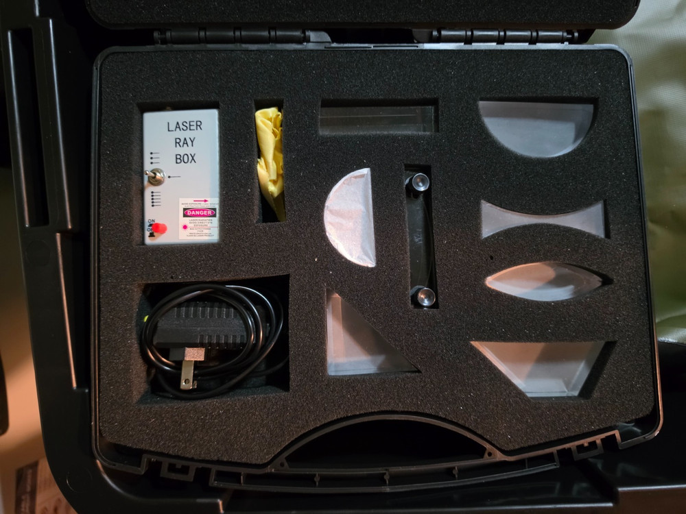 Laser Ray Box and Lenses Classroom Kit