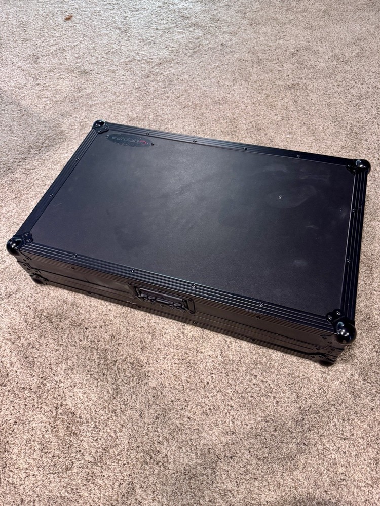 Pioneer DJ DDJ-1000SRT Controller *W/ FLIGHT CASE*