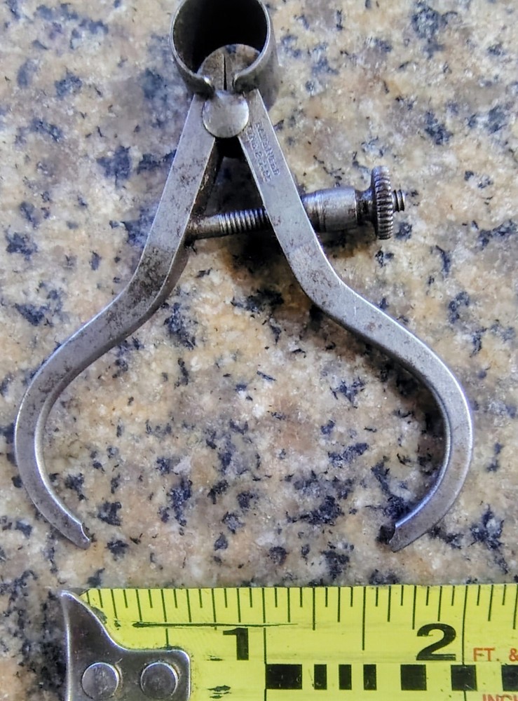 🗽 VINTAGE MINI 1-1/2" OD CALIPER
