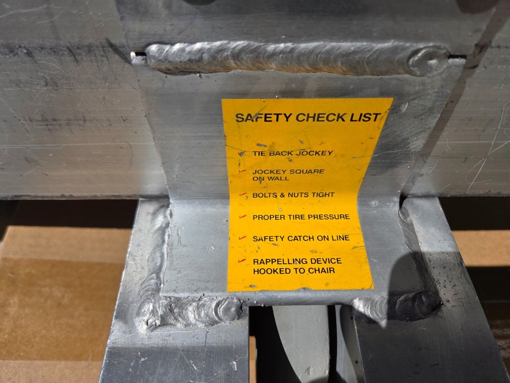 Fitch Wall Roller for Window Cleaning