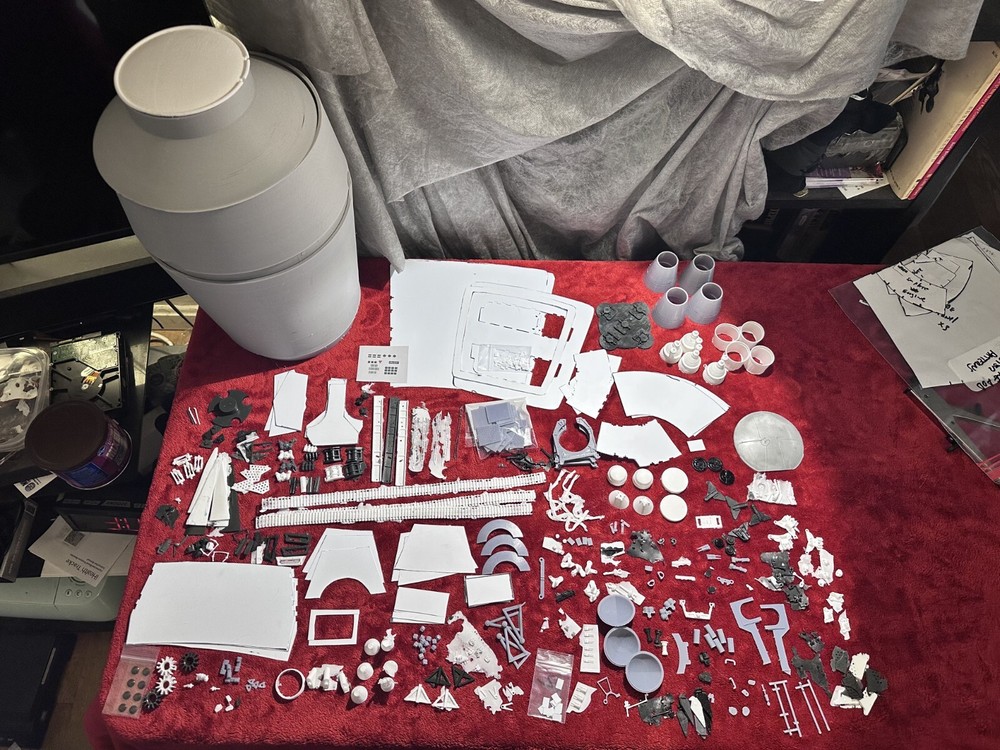 Studio Scale Star Wars Escape Pod Kit