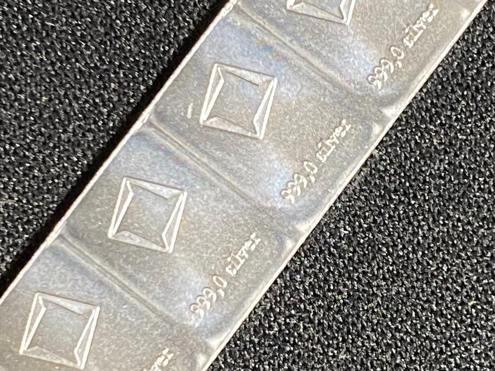 Silver bars, .999 Valcambi, 10 connected bars.