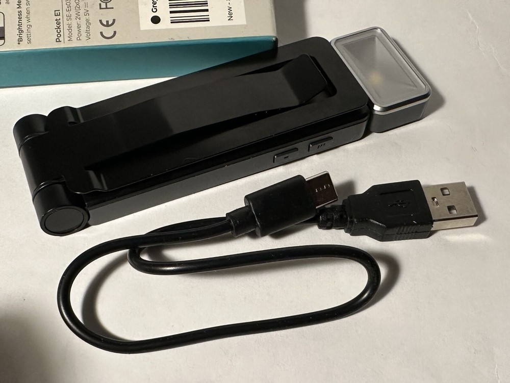 86lux Pocket E1 Rechargeable Clip-On Bookmark Reading Light NEW
